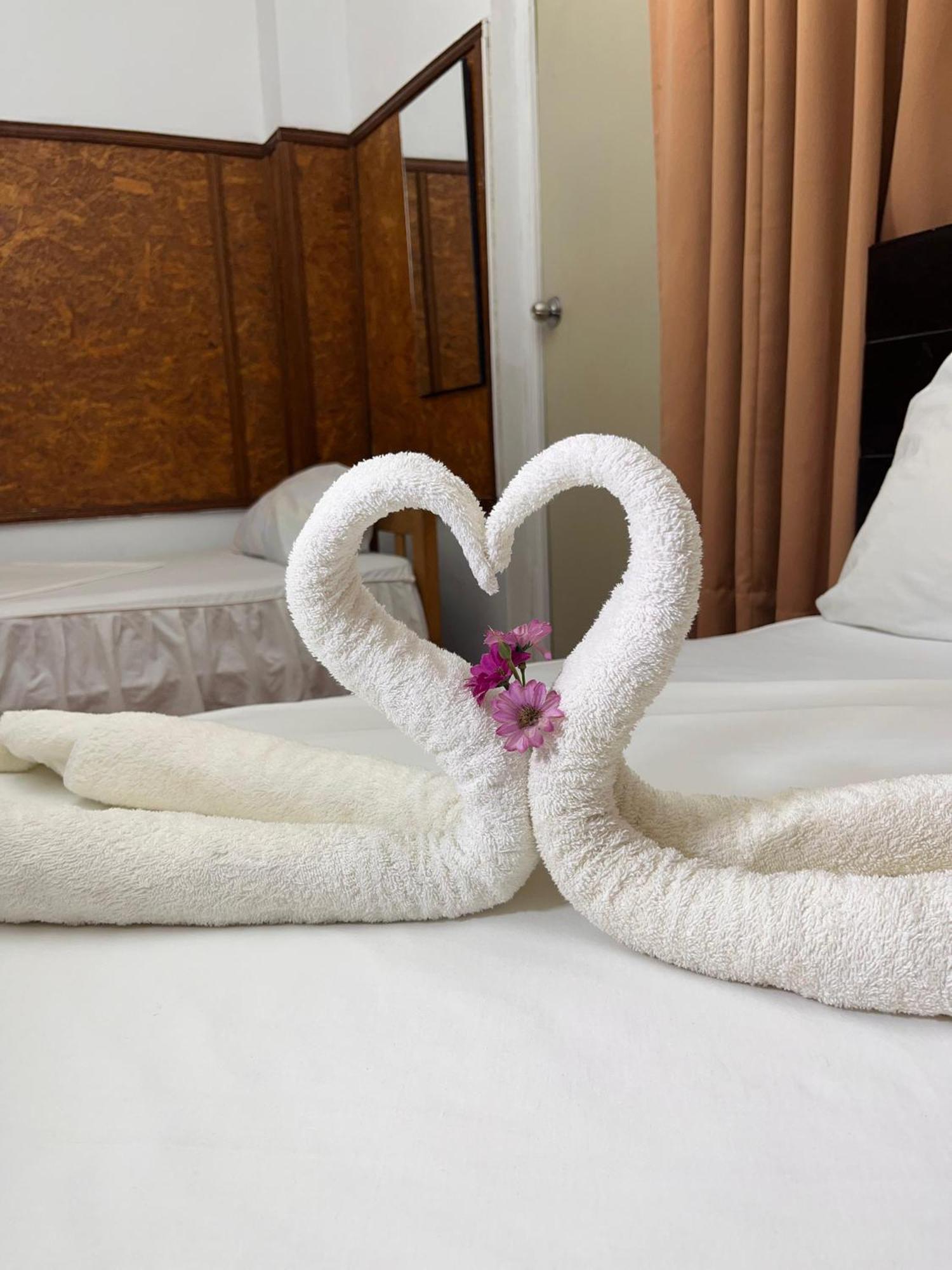 Hospedaje El Emperador Hotel Pucallpa Eksteriør billede