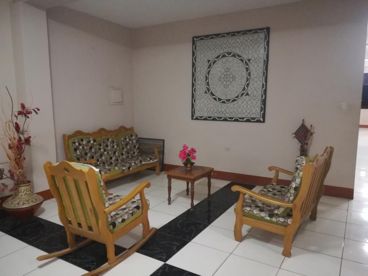 Hospedaje El Emperador Hotel Pucallpa Eksteriør billede