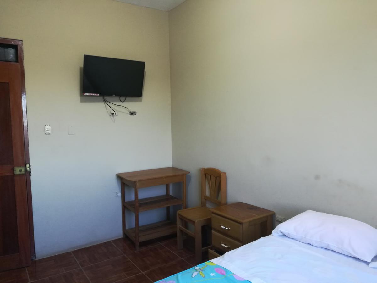 Hospedaje El Emperador Hotel Pucallpa Eksteriør billede