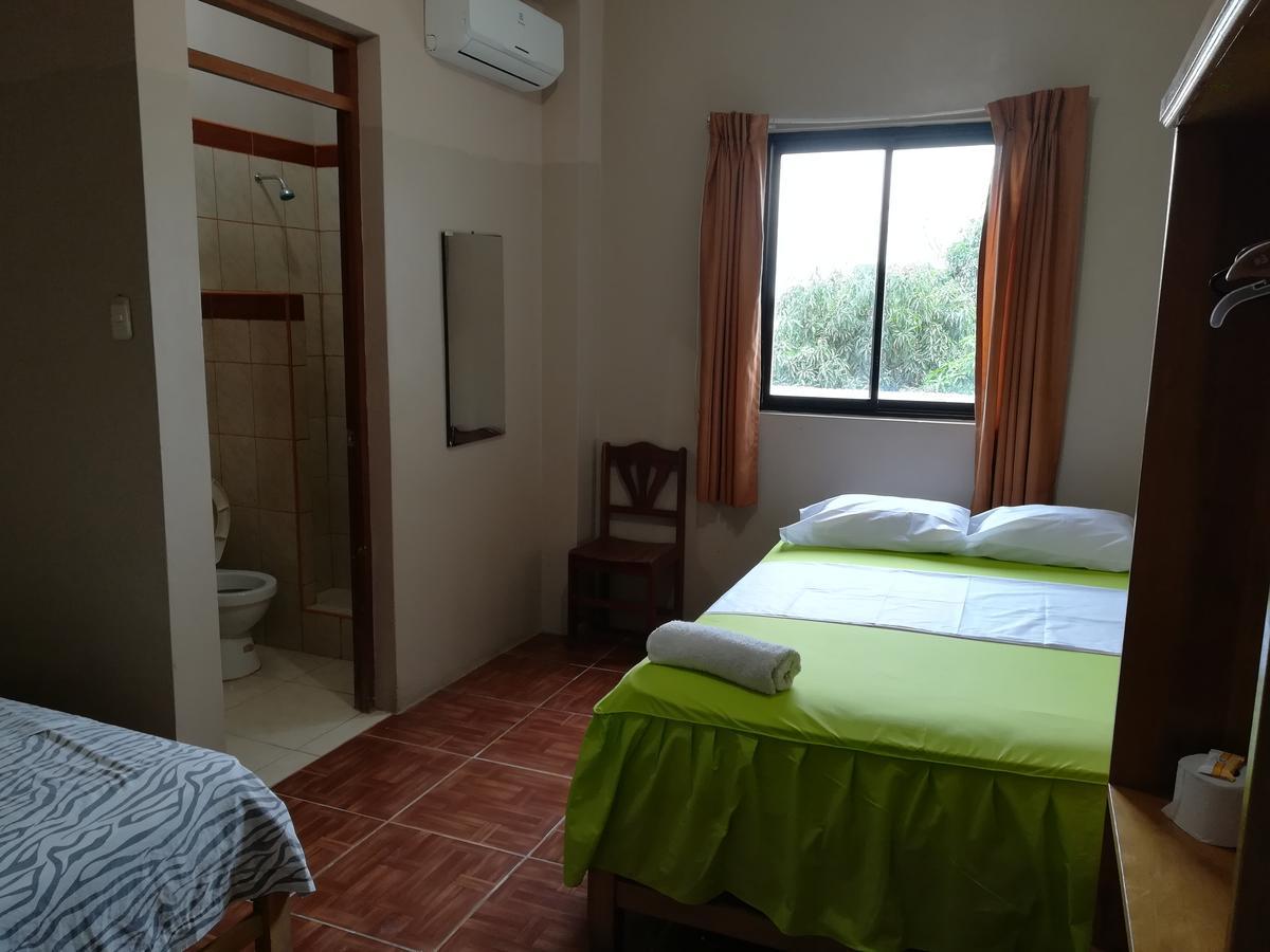 Hospedaje El Emperador Hotel Pucallpa Eksteriør billede