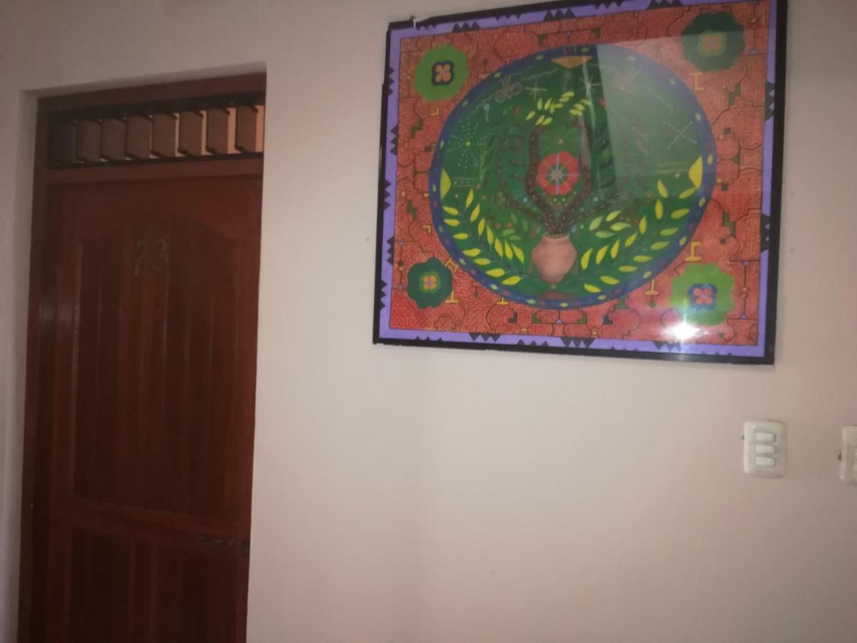 Hospedaje El Emperador Hotel Pucallpa Eksteriør billede